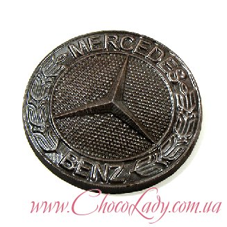 Знак Mercedes-Benz